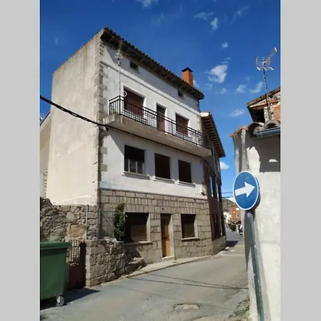 Casa De Pueblo Cerca De Gredos Y Navaluenga