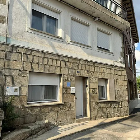펜션 Casa De Pueblo Cerca De Gredos Y Navaluenga *
