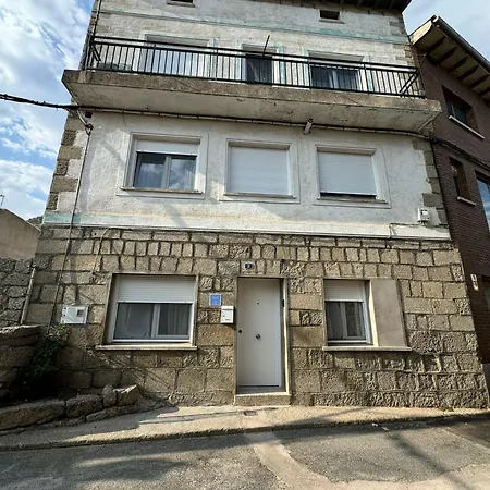 Casa De Pueblo Cerca De Gredos Y Navaluenga Holiday home